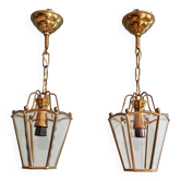 Paire de suspensions/lanternes en laiton et verre biseauté, 1950-60