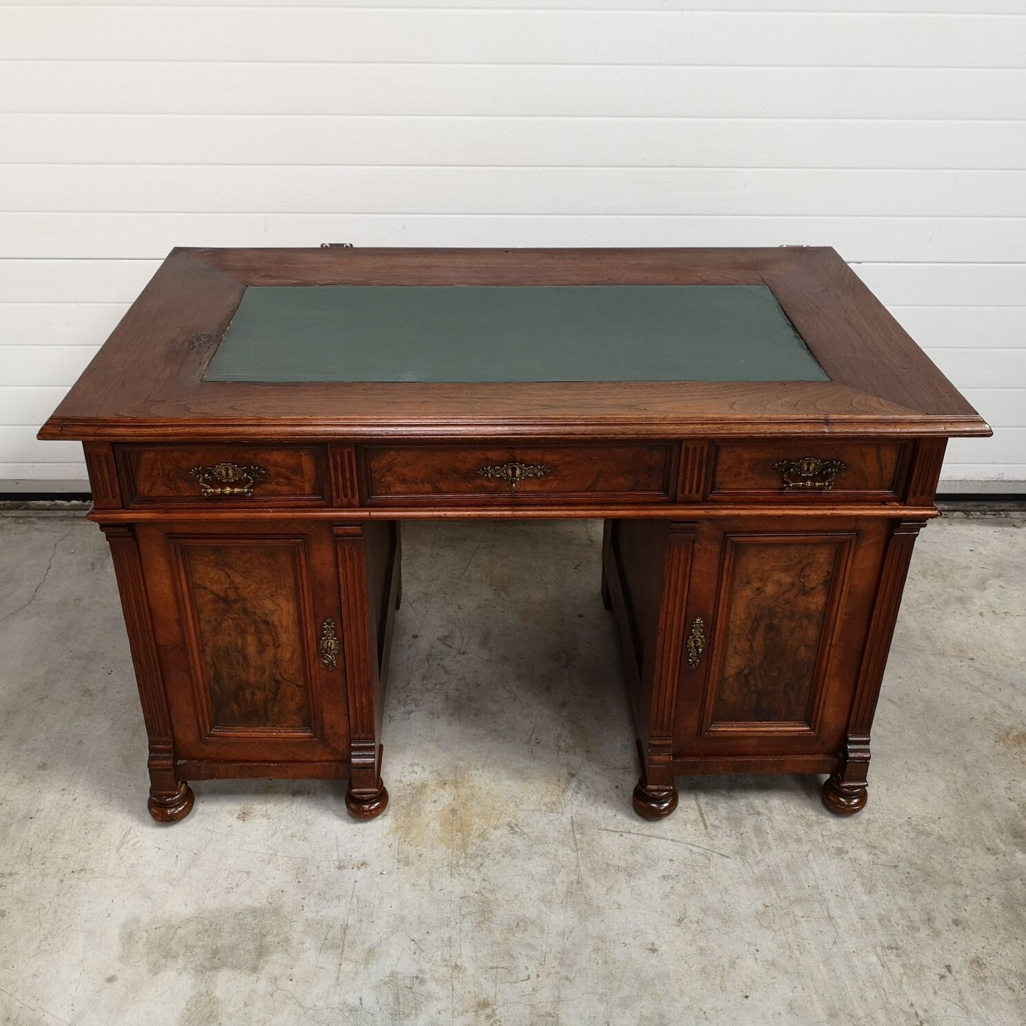 English office walnut and walnut bramble 1880 antique