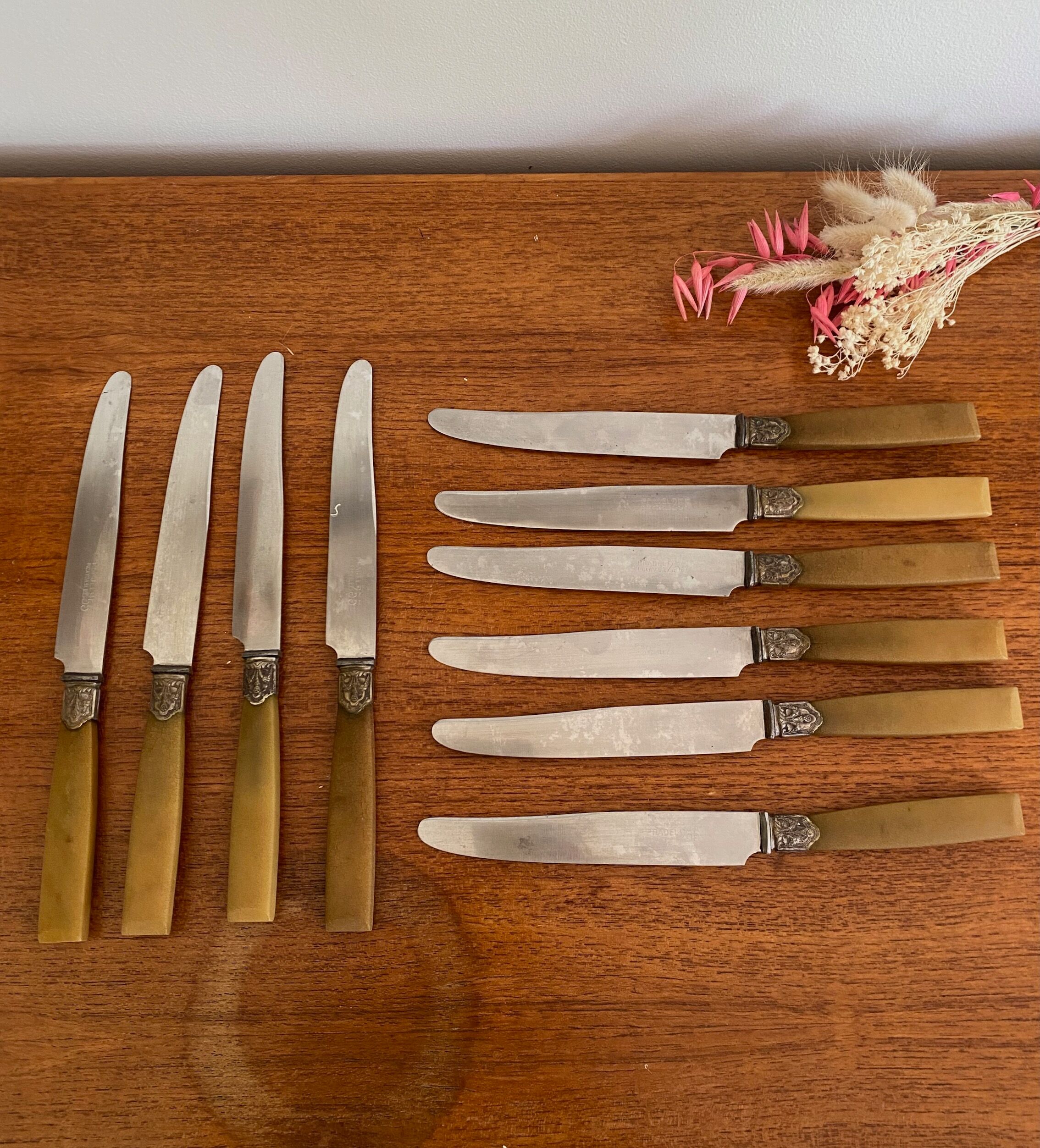 10 couteaux anciens
