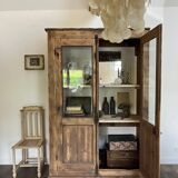 Armoire vitrée