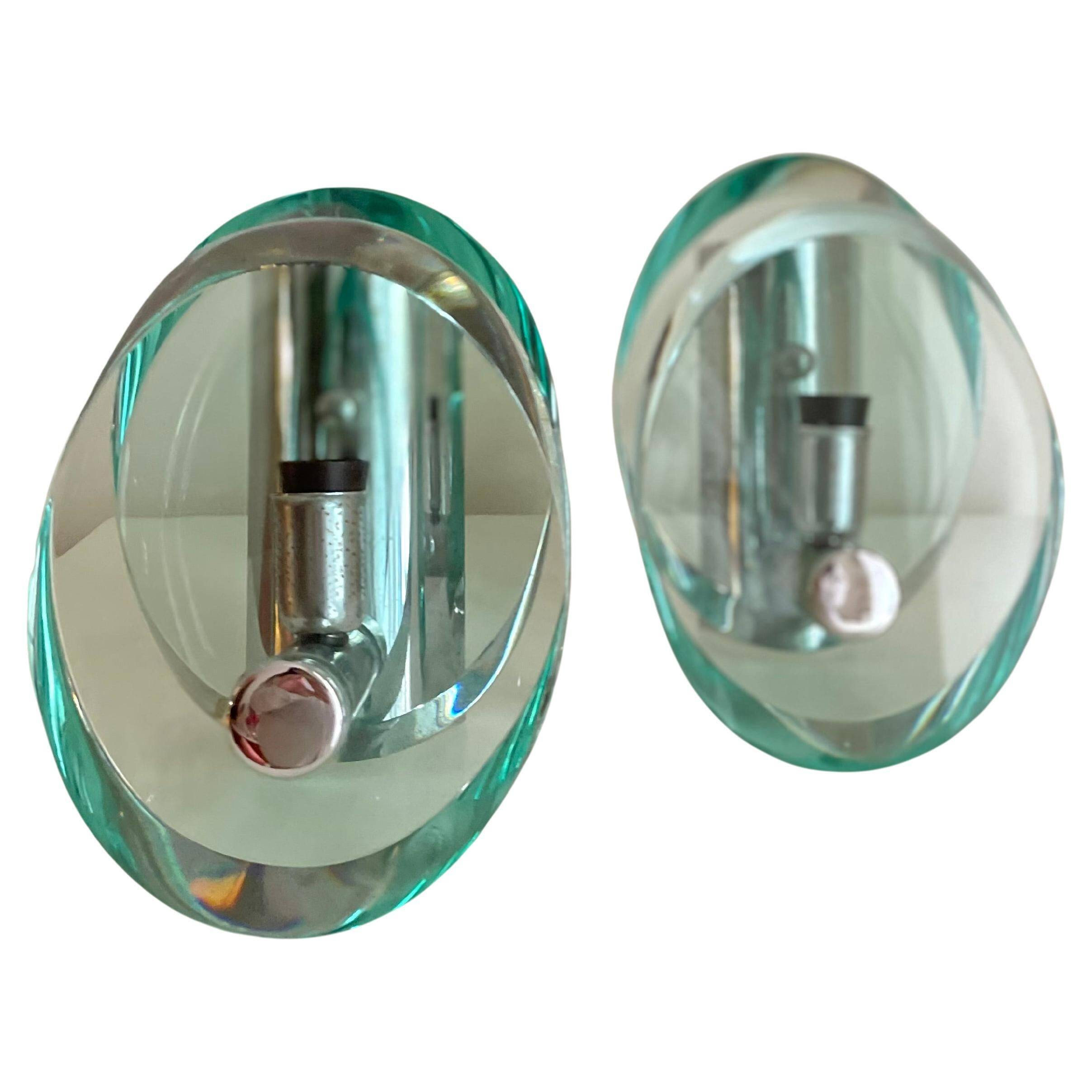 Nilo Veca wall lights for Fontana Arte