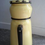 Cafetière en émail jaune vintage