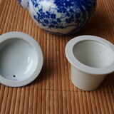 Japanese porcelain teapot from the 1950s