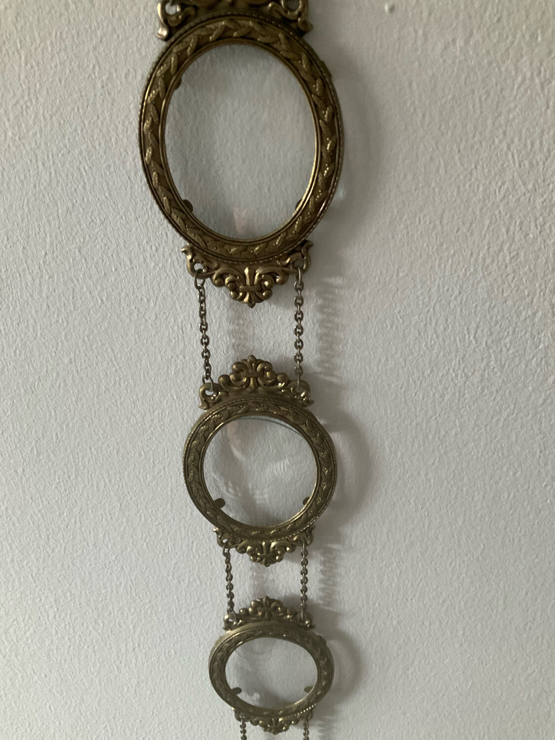 Louis XVI style wall-mounted photo frame