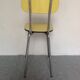 Chaise haute en formica