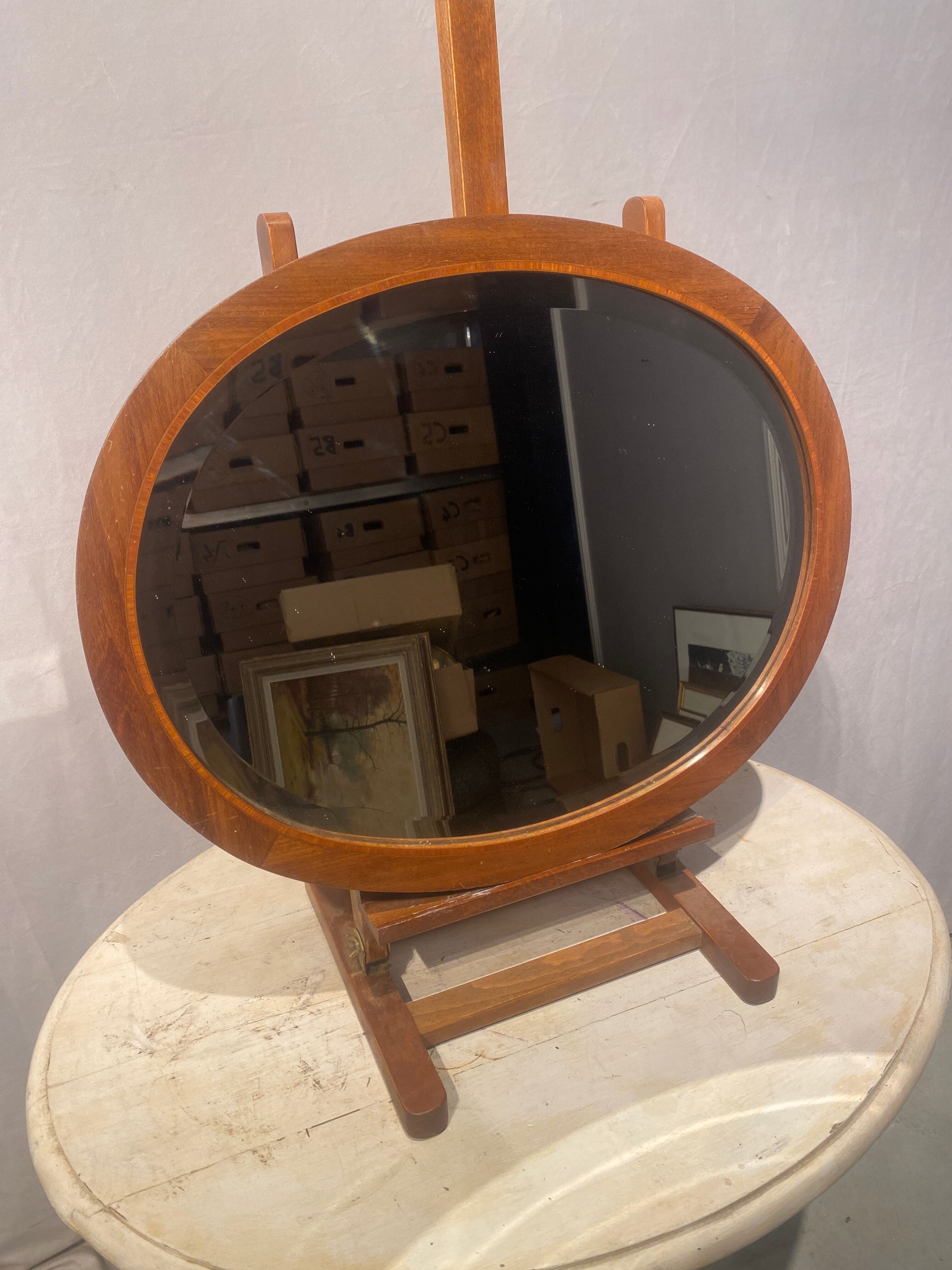 Beveled mirror