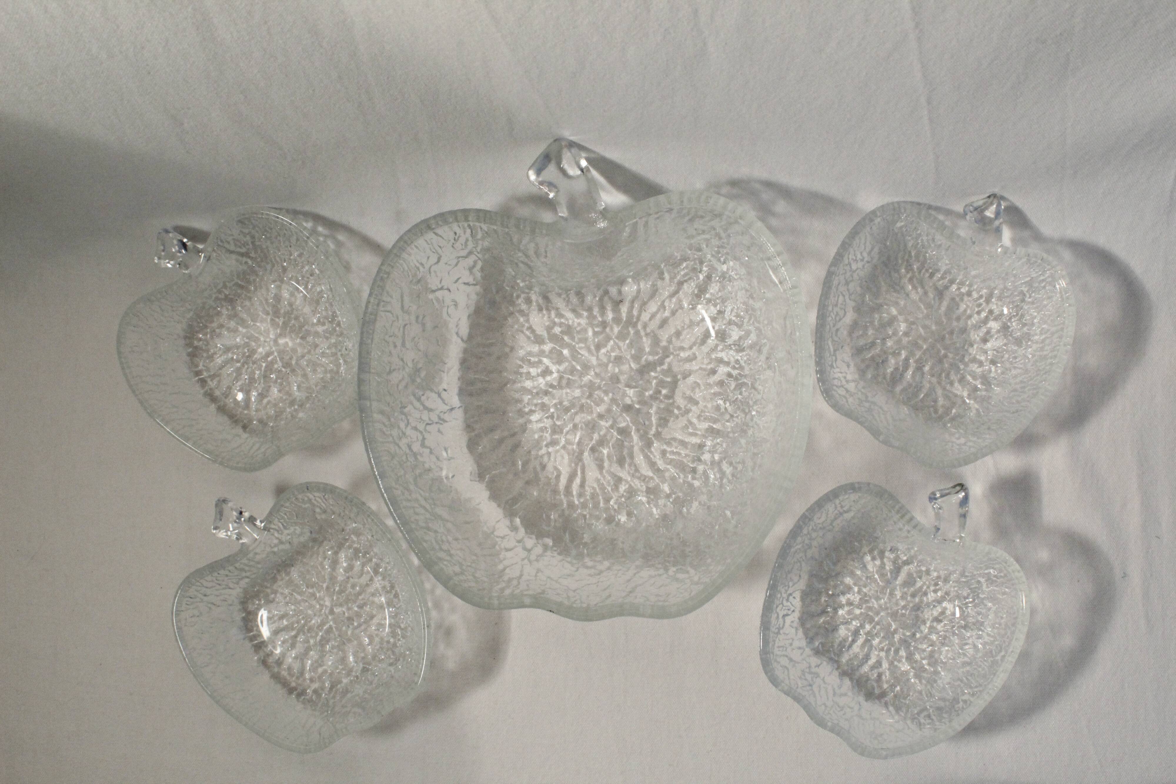 Salad bowl & 4 dessert cups, apple shape in clear glass