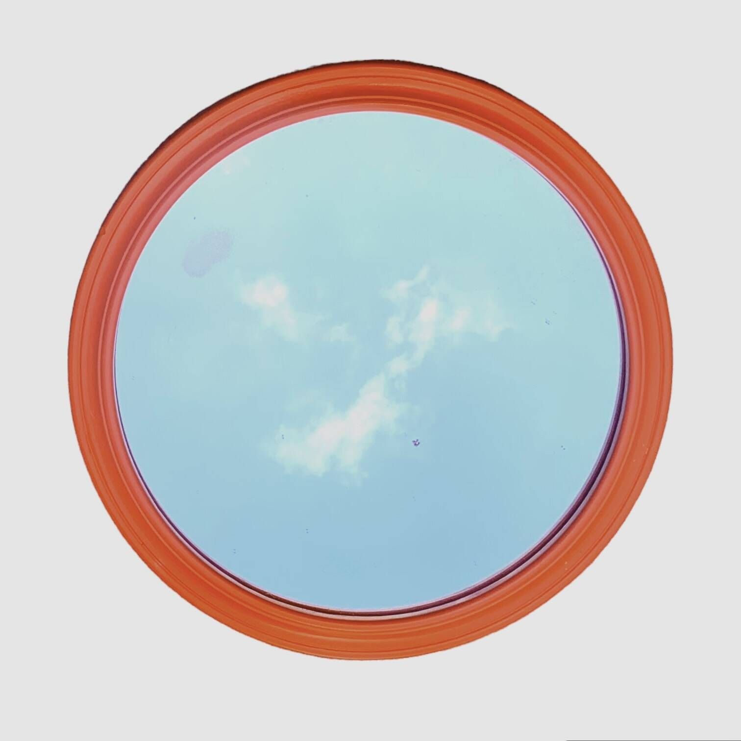 Vintage round wall mirror in orange painted wood - diameter: 48 cm