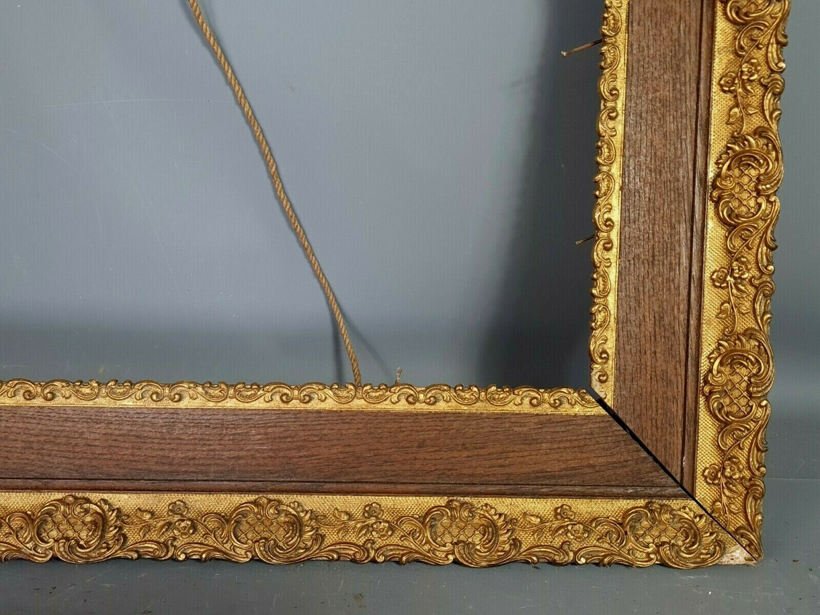 Old frame gilded stucco wood 65,5x55,5 cm, foliage 51x41 cm SB