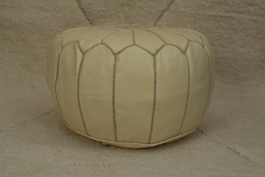 Moroccan pouf in cream leather