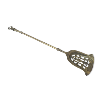 Chimney shovel