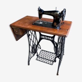 Singer sewing machine