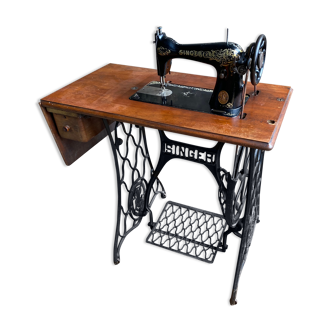 Singer sewing machine