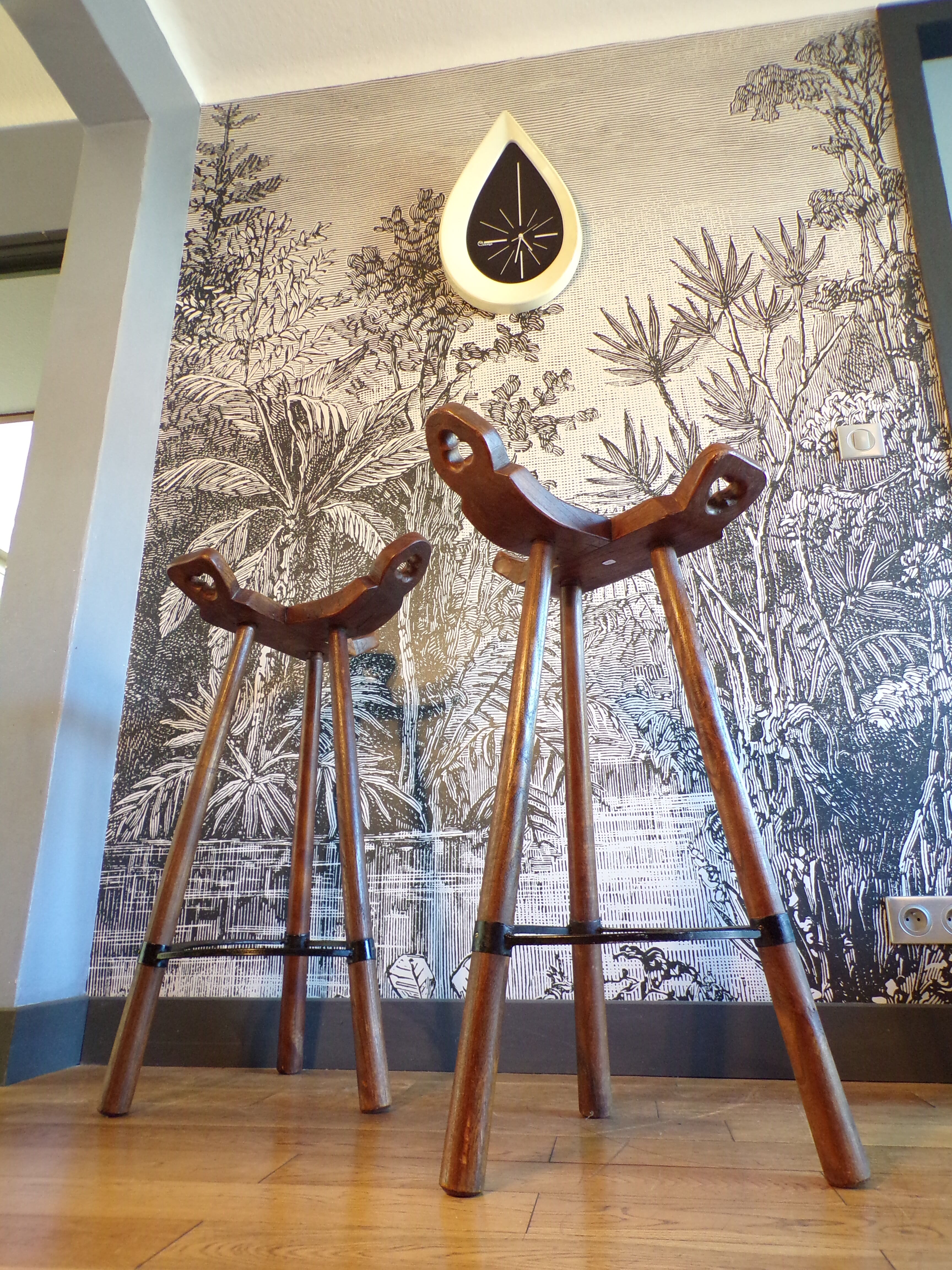 Pair of Spanish brutalist bar stools