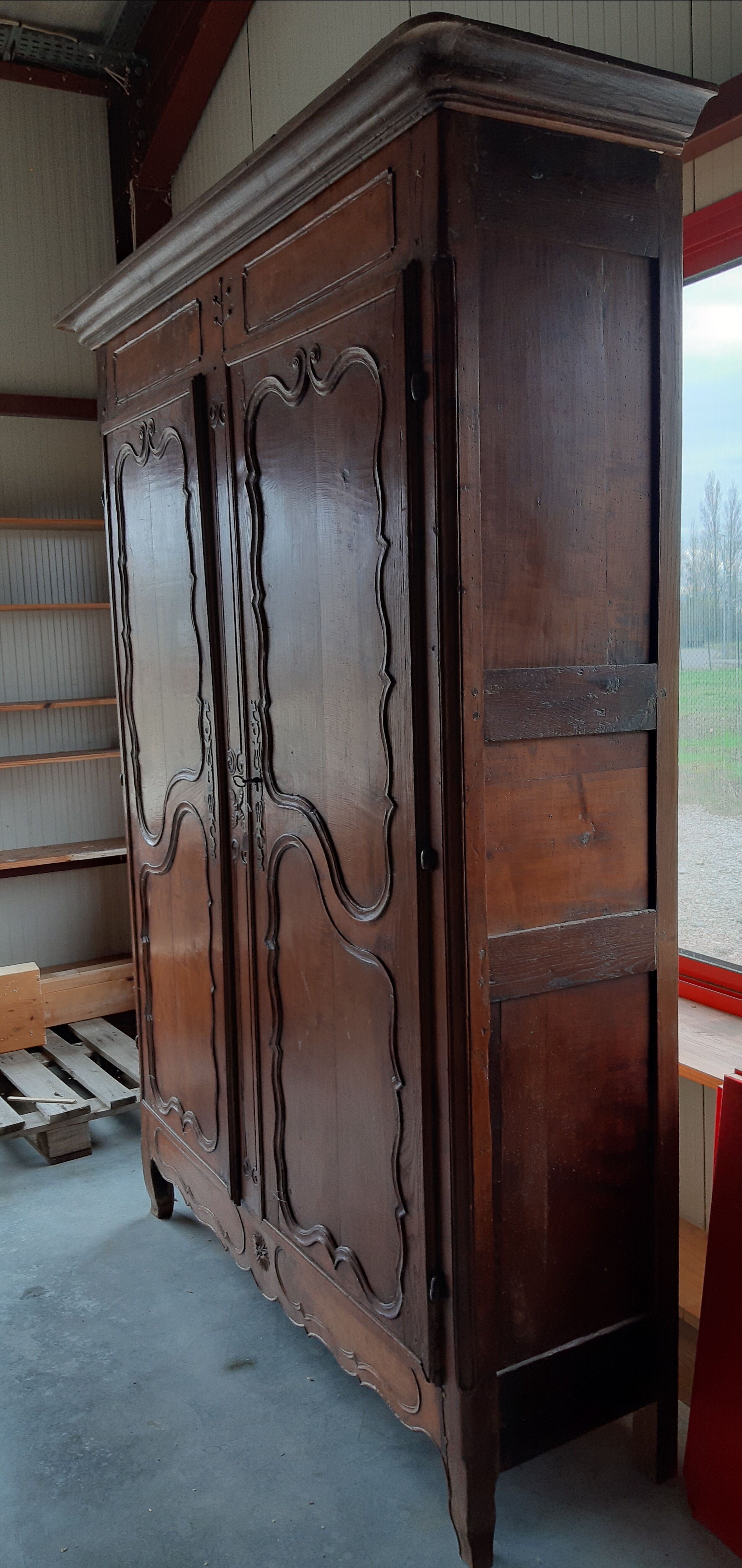 Armoire