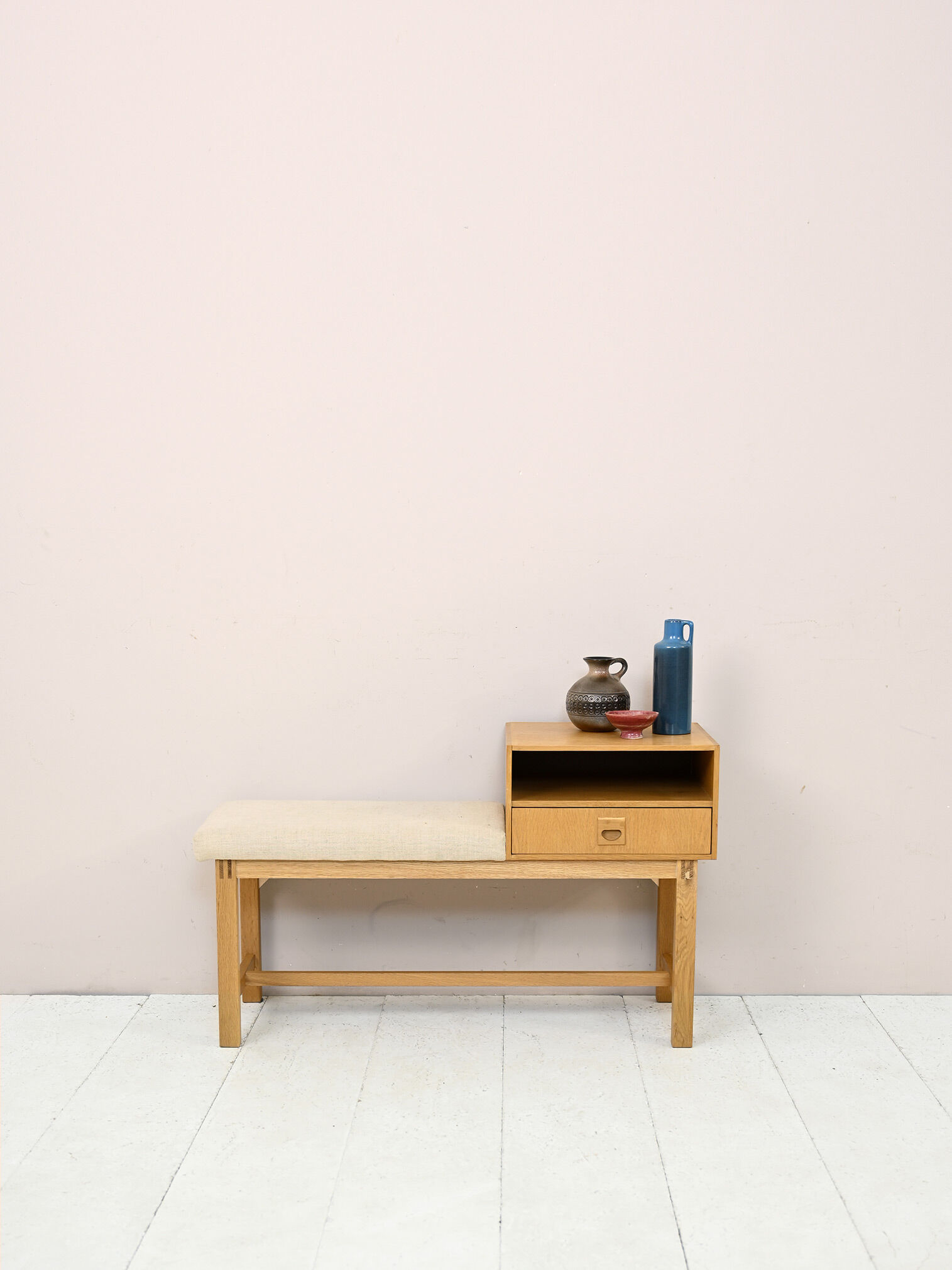 Oak 'gossip chair' bench