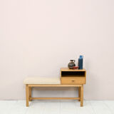 Oak 'gossip chair' bench