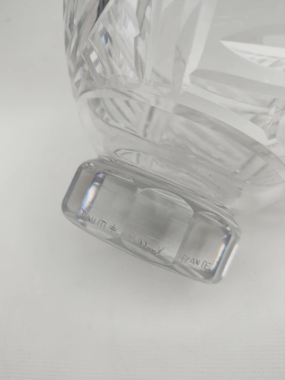 Daum Nancy crystal cup, cross of Lorraine.