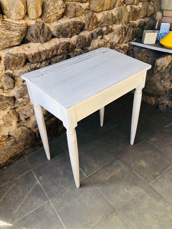 Bureau pupitre