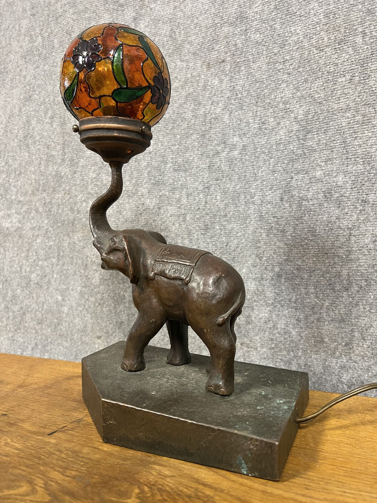 Bronze lamp with elephant Art Nouveau period around 1900