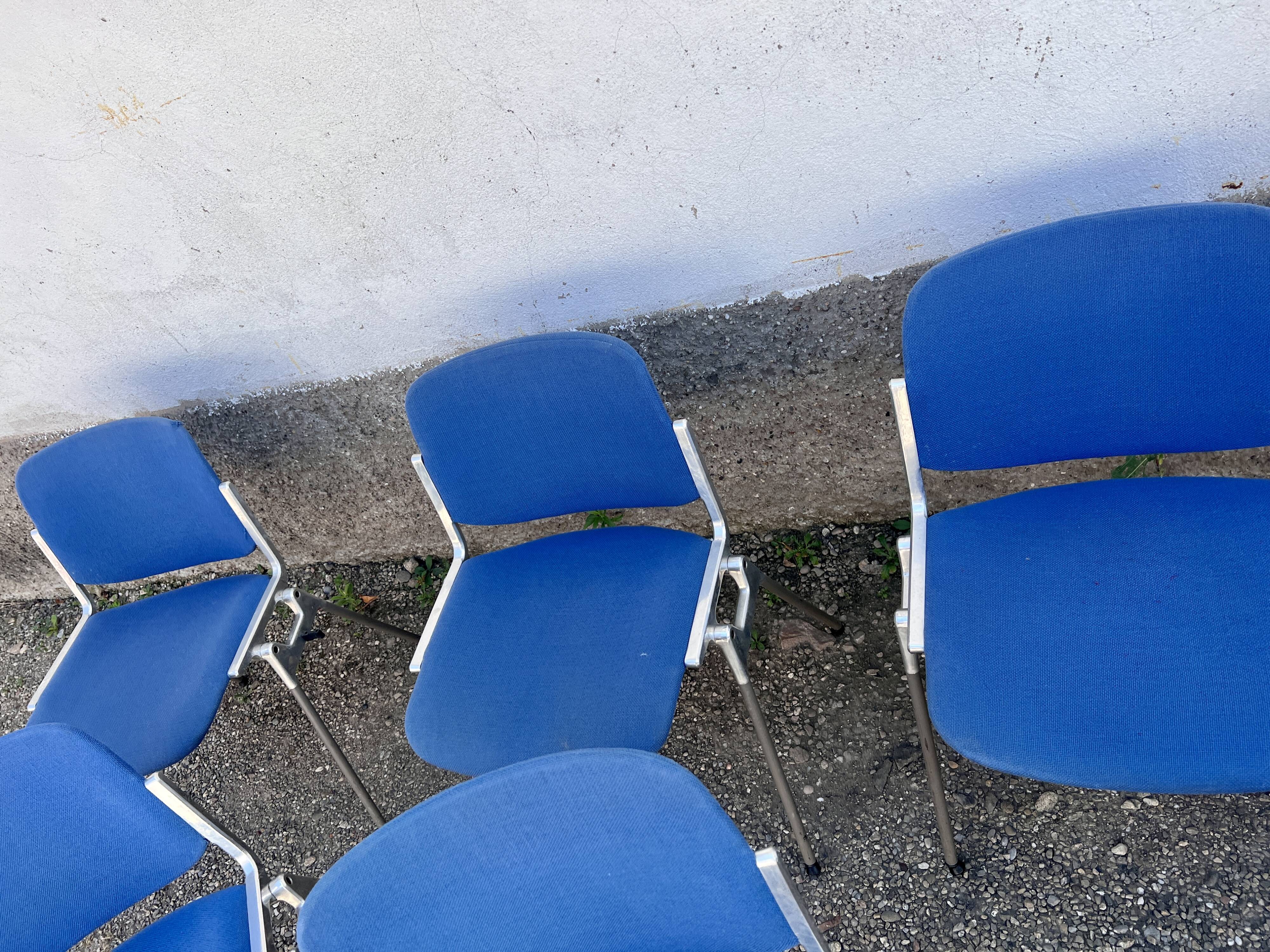 Série de 40 chaises de G. Piretti pour Castelli Anonima Castelli, Italie, années 1970