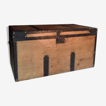 Travel trunk