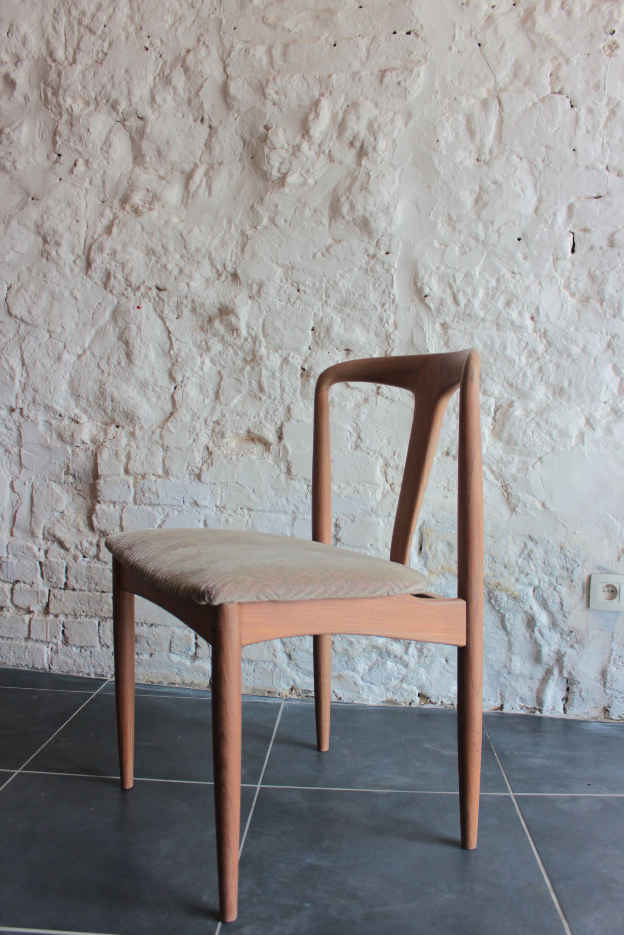 Dining room set Mobelfabrik table and chairs "Juliane" by Johannes Andersen, 1960s