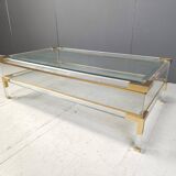Table basse vintage à plateau coulissant en lucite et laiton, années 1970