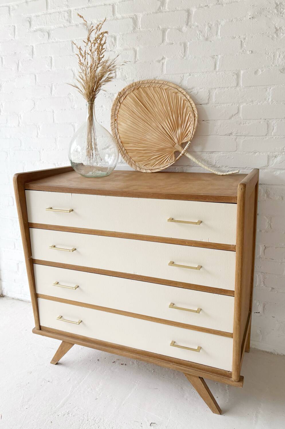 Vintage chest of drawers