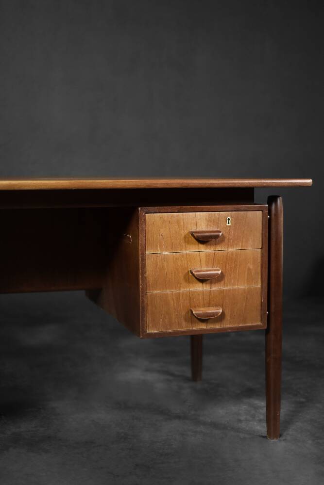 Mid-Century Danish Scandinavian Modern Teak Bilateral Desk with Drawers, 1960s