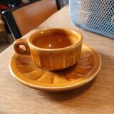 12 tasses à café anciennes avec soucoupes