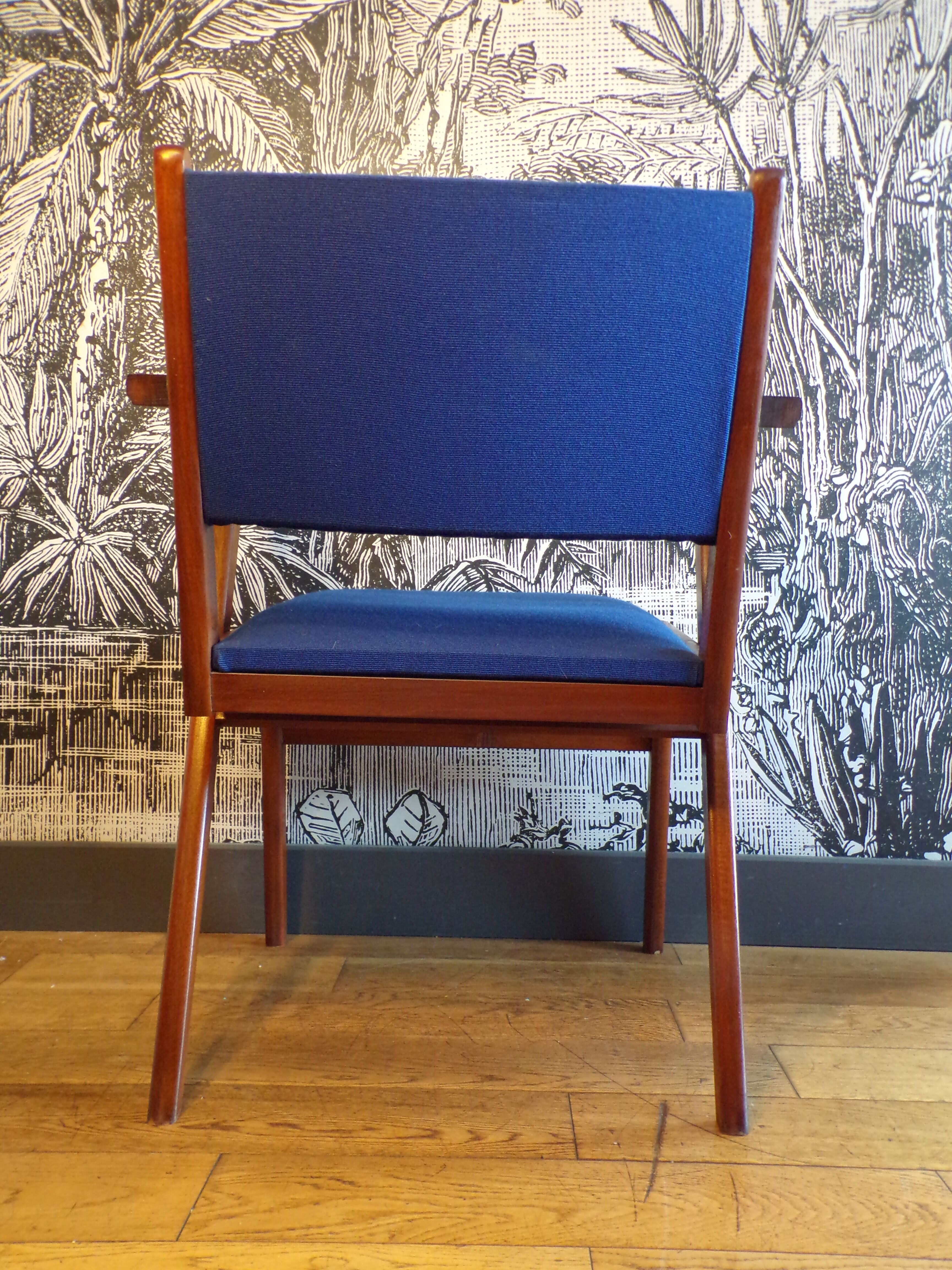Scandinavian armchair wood and jersey