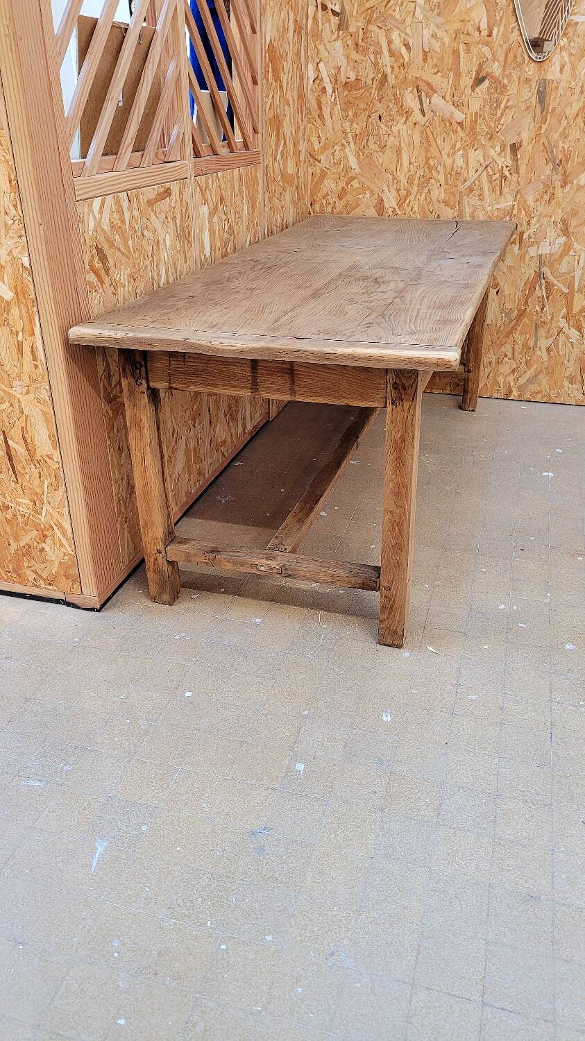 Farmhouse table