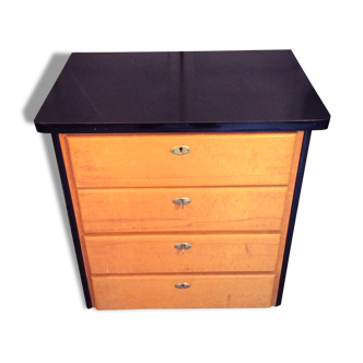 Small chest of drawers in wood and formica