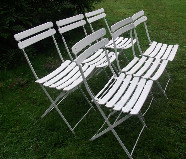 Series of 6 folding garden chairs in iron and old wooden slats