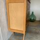Commode aux pieds compas