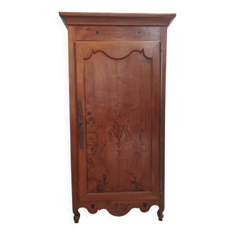 Louis XV cherry wood bonnet