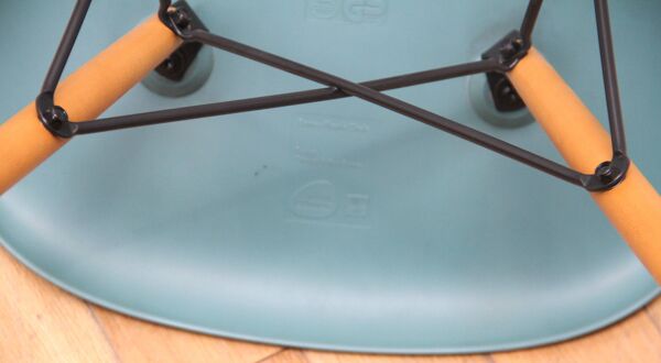 Chaise DSW, Charles & Ray Eames, Vitra