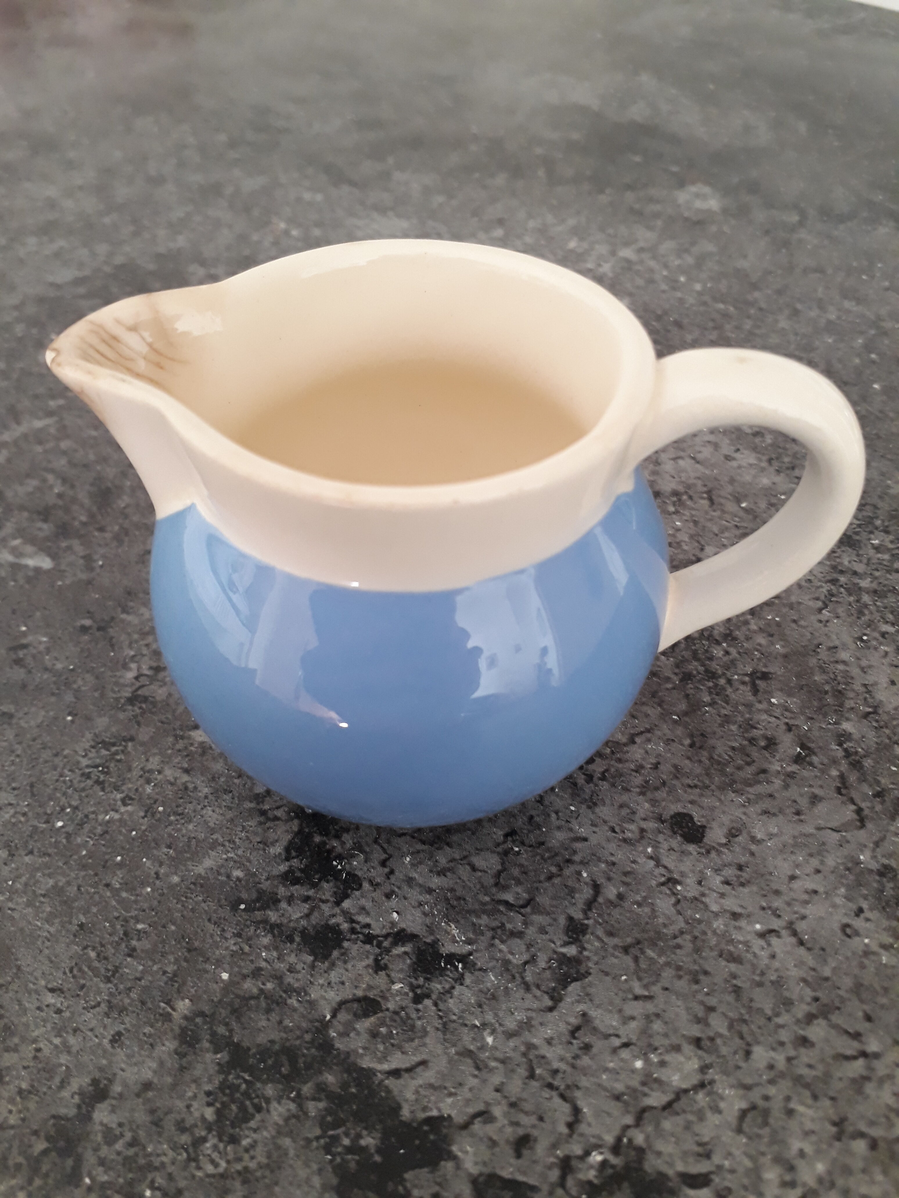 Cream jar Villeroy and Boch 1940s