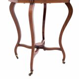 Table marquetée, France, fin du XIXe siècle.