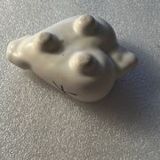 Vintage 50s salt and pepper shaker - ceramic - heart shapes