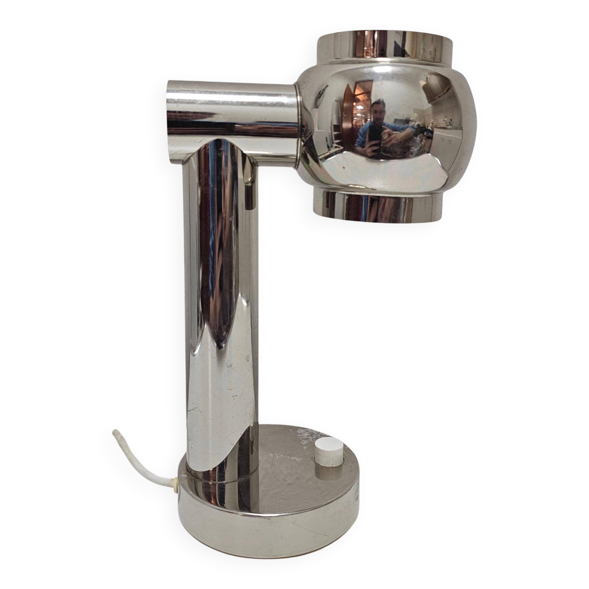 Space Age table lamp in chrome with a swivelling shade, Italy 1970s.