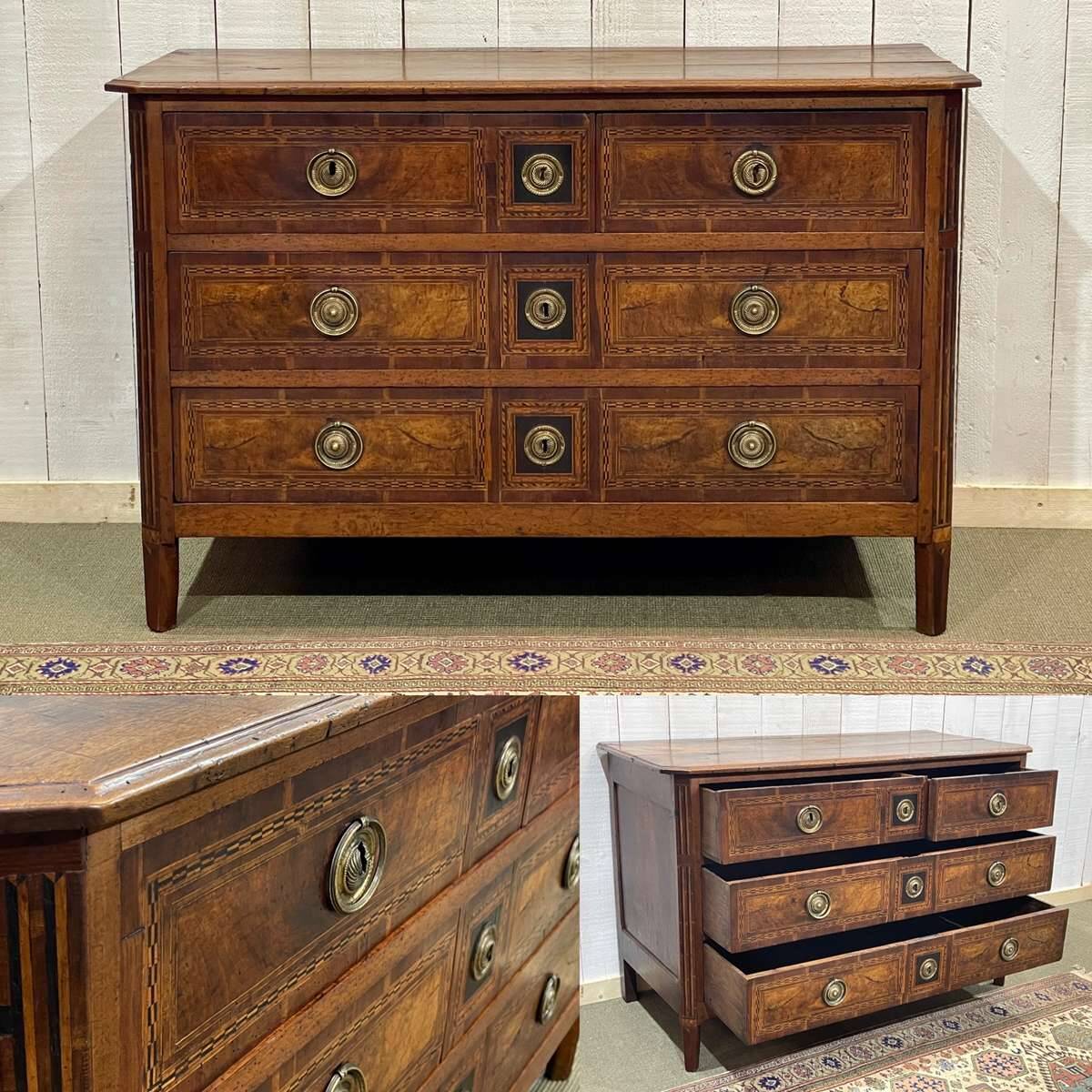 Louis XVI period chest of drawers in walnut, oak and fir, 18th century