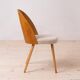 Ensemble de 4 chaises de salle à manger modernes du milieu du siècle par A.Šuman, rembourrage personnalisable disponible