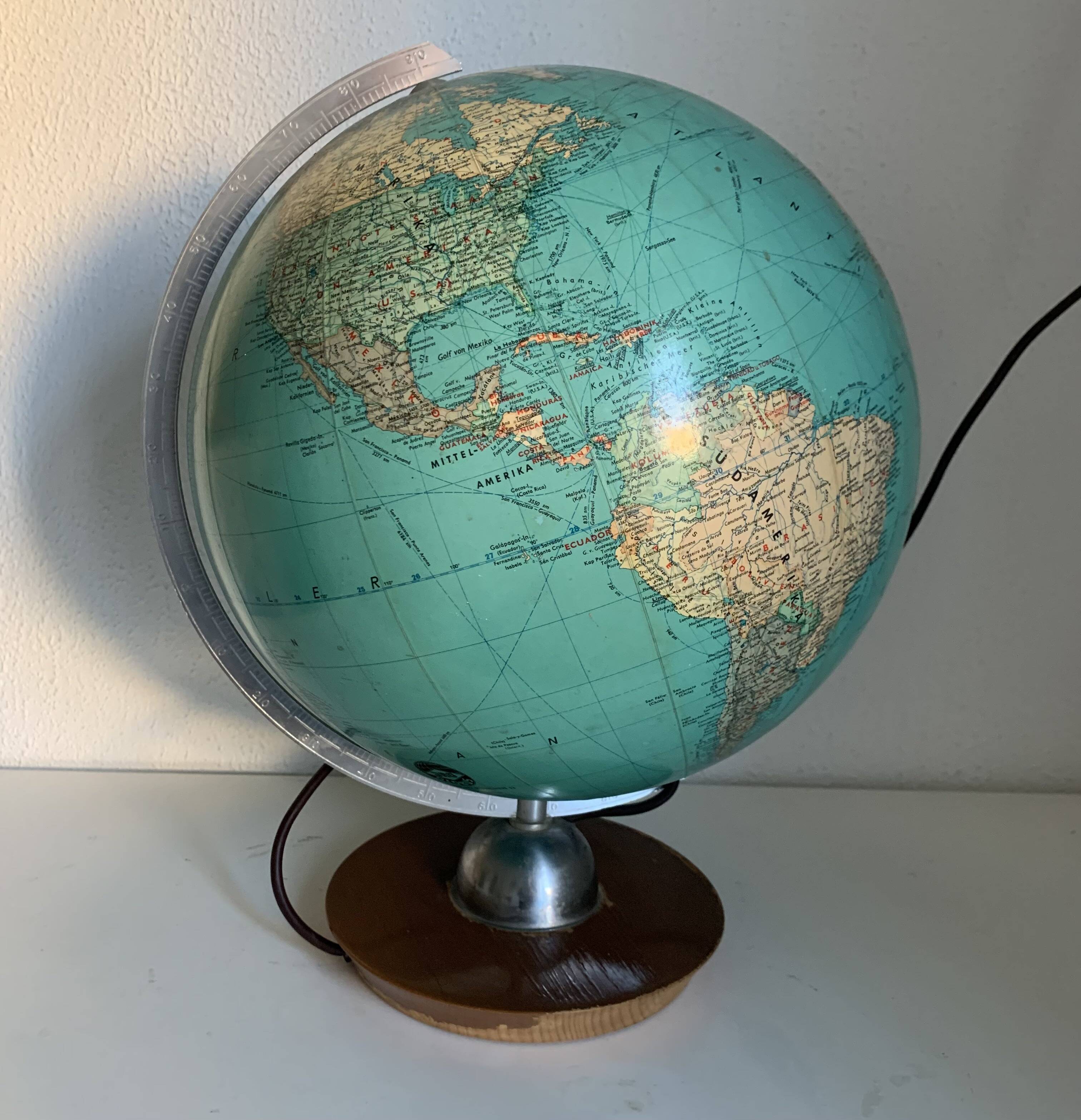 Vintage 1960s JRO Verlag globe, wood and PVC world map - 43 cm