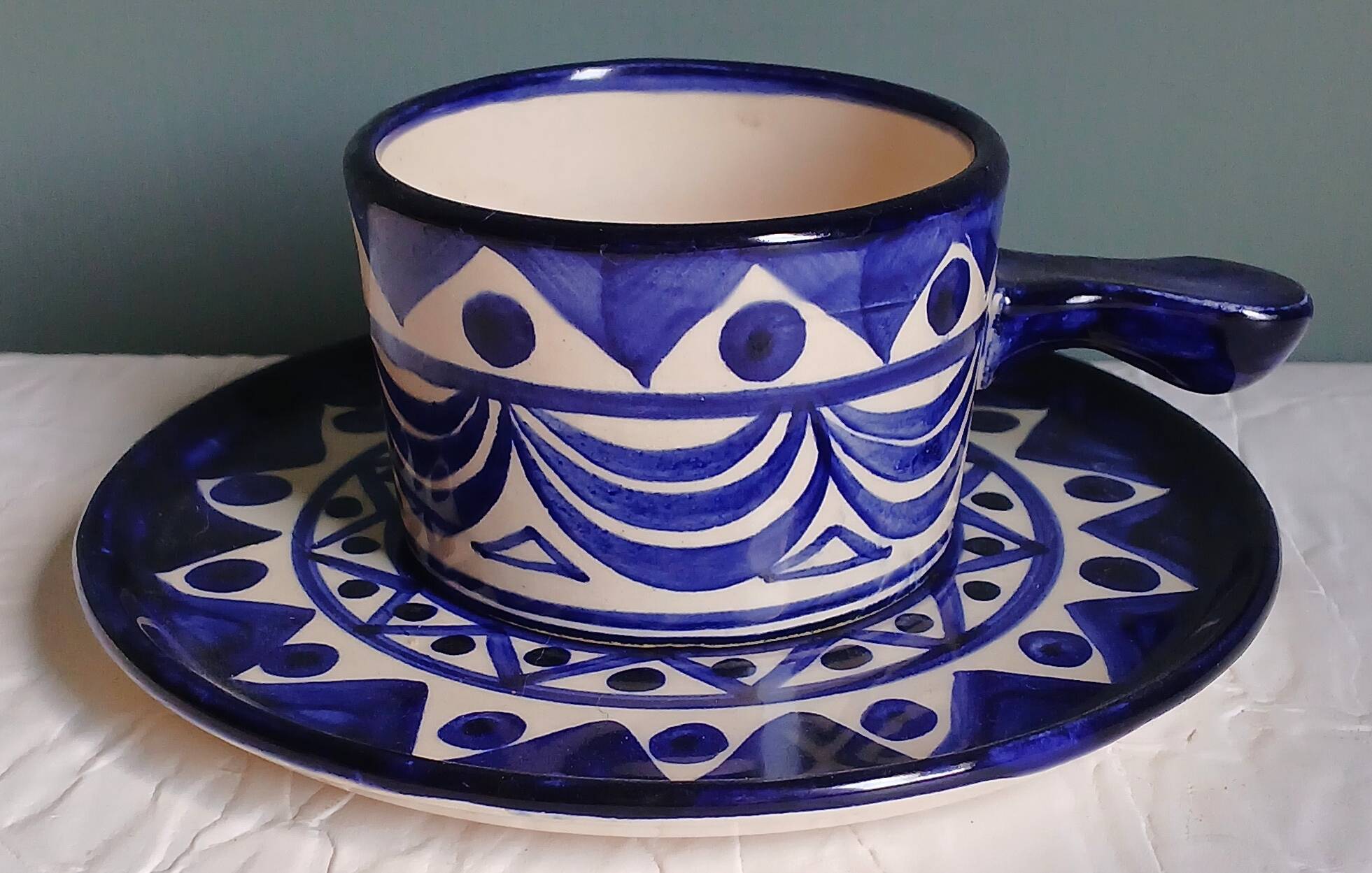 Cup & saucer Saint-Jean-de-Bretagne.