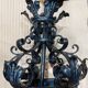 Grande lanterne antique en fer forgé avec vitraux