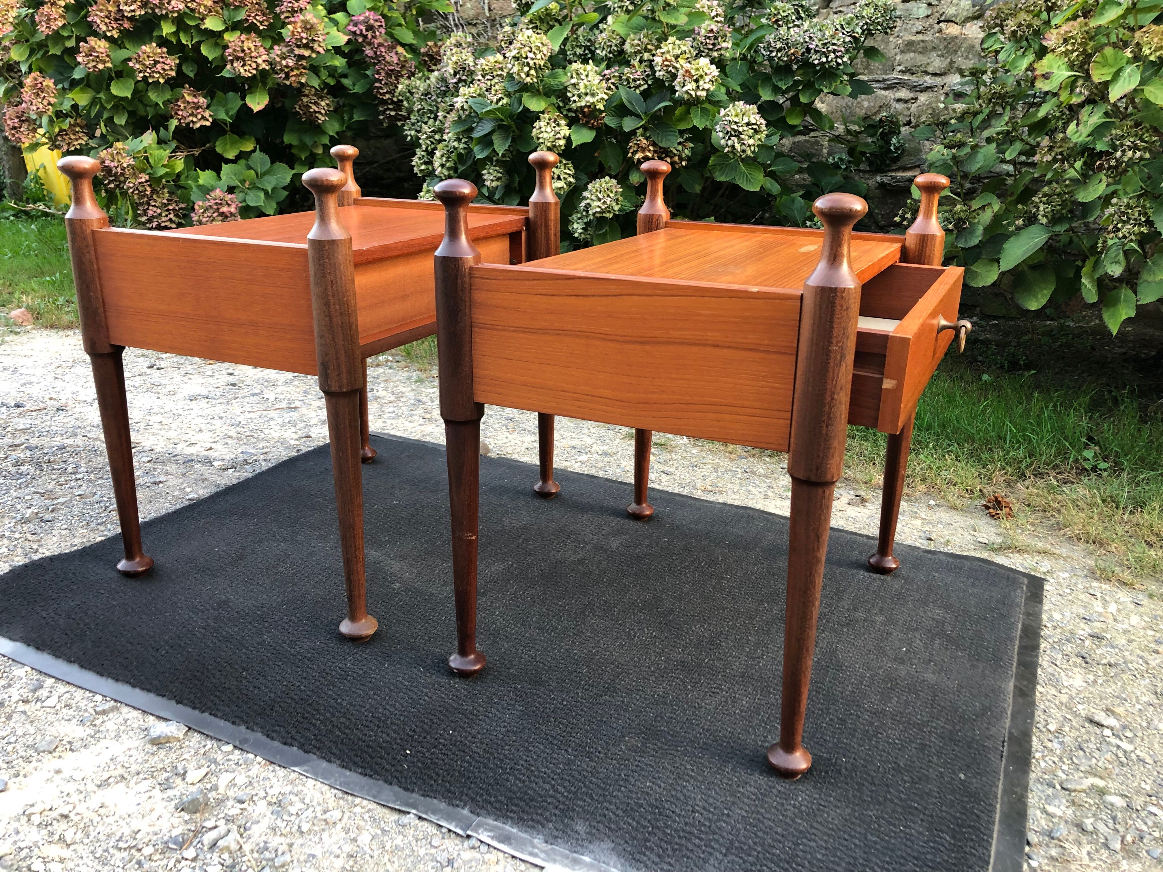 Duo of vintage Scandinavian teak bedside tables with 1 drawer.