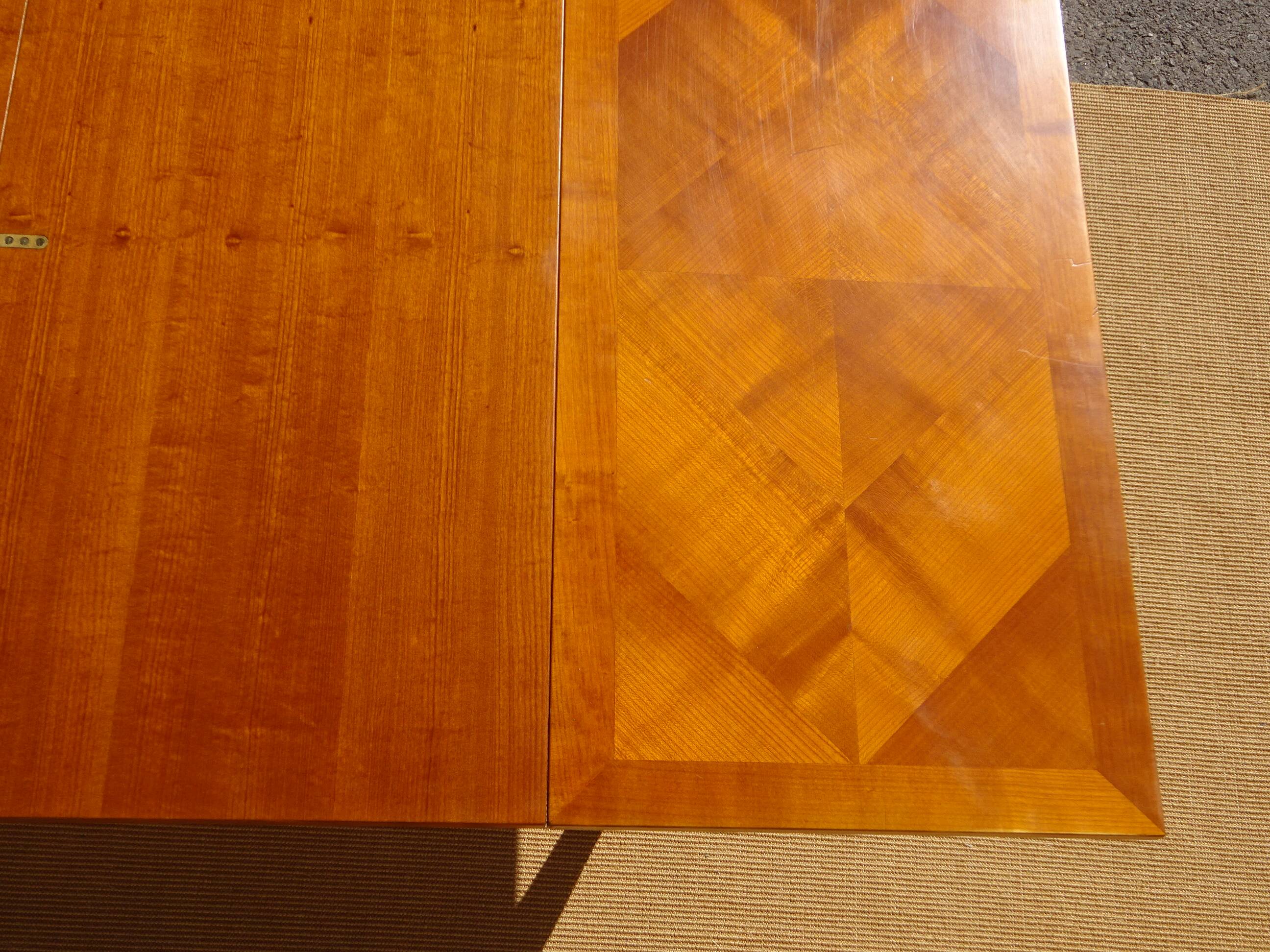 Coffee table, rises and opens, inspired by Albert Ducrot.