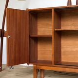 Showcase scandinavian style teak